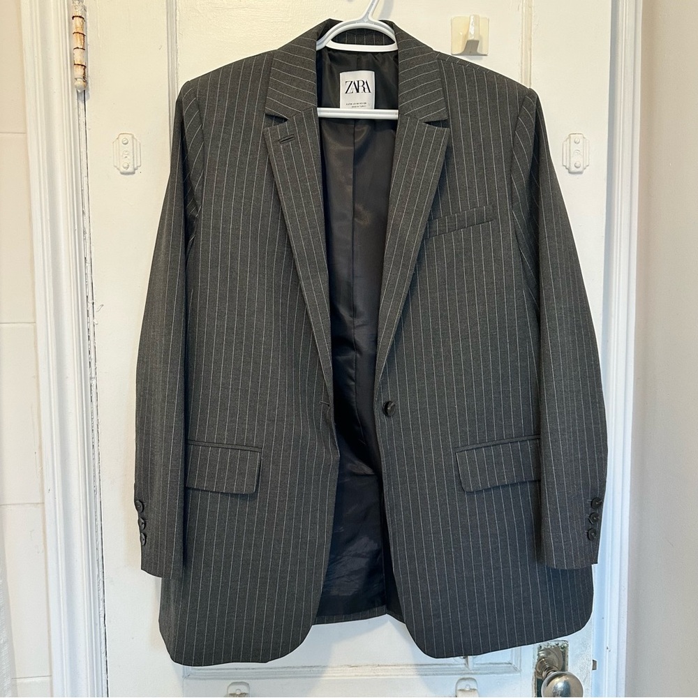 Grey oversized blazer with side slits